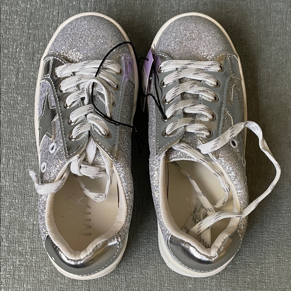 Mia kids star glitter sneakers - NWT